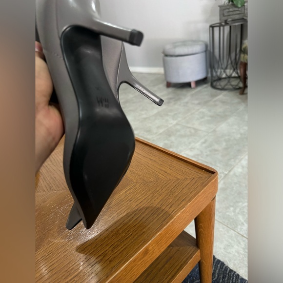 Knife boots H&M sold out rare, NEW- size 4 sock boots , pointed toe blcg - Picture 8 of 12